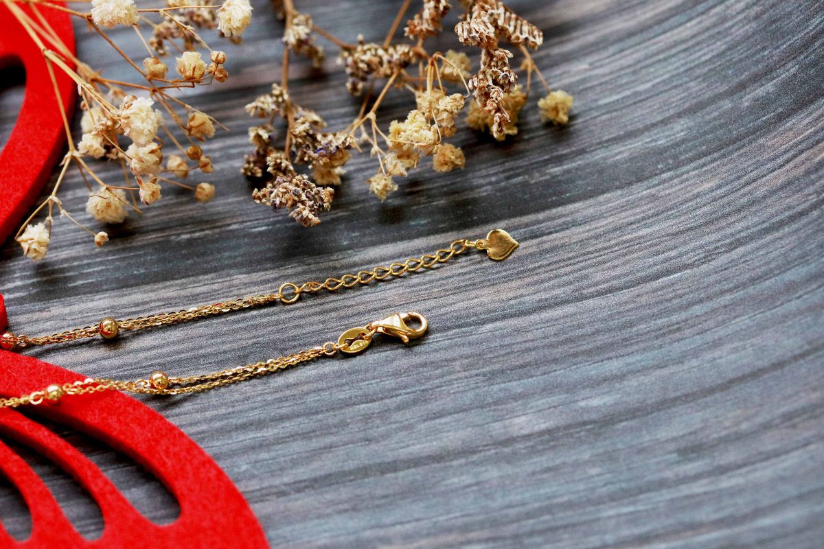 Everlasting Love Knot Bracelet