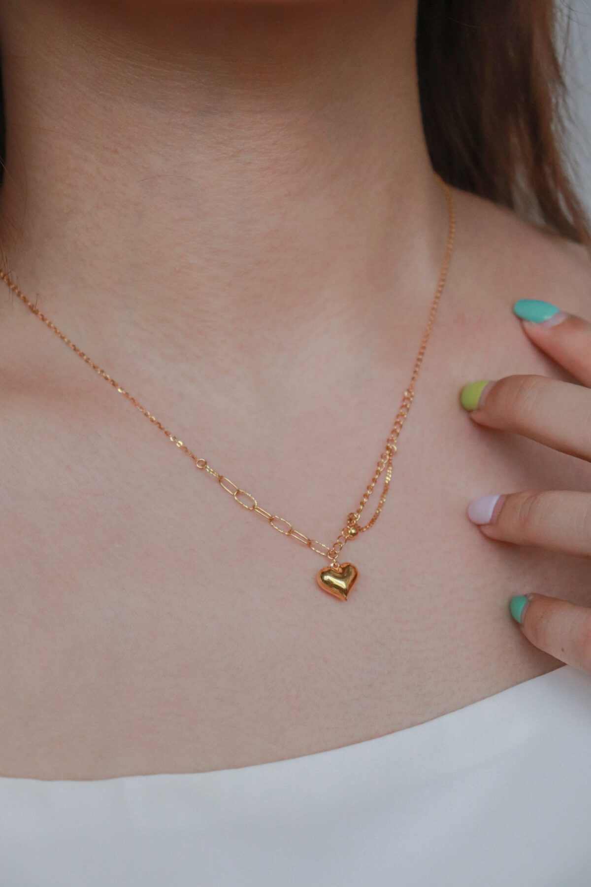 Dangling Heart Cushion Necklace