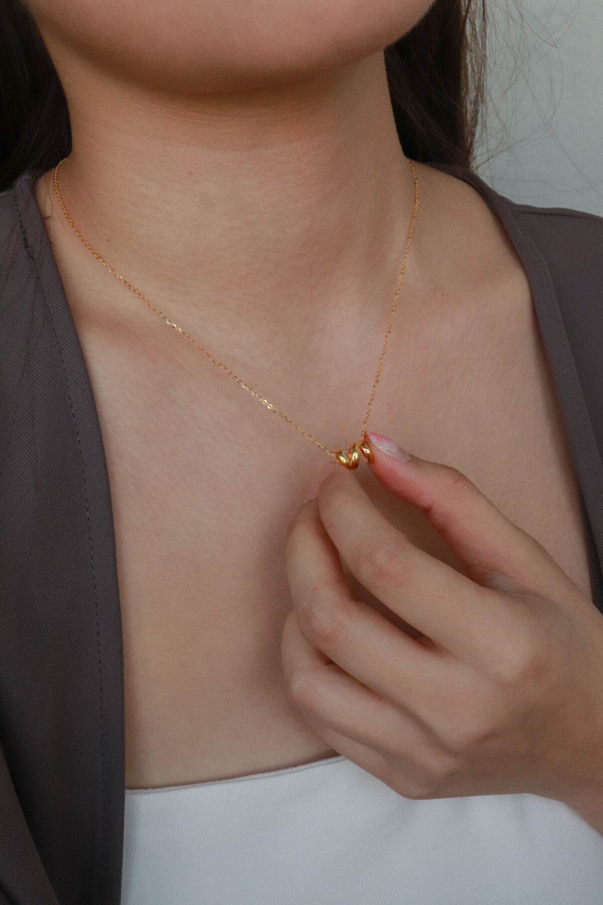 Streetlight Sheen Necklace