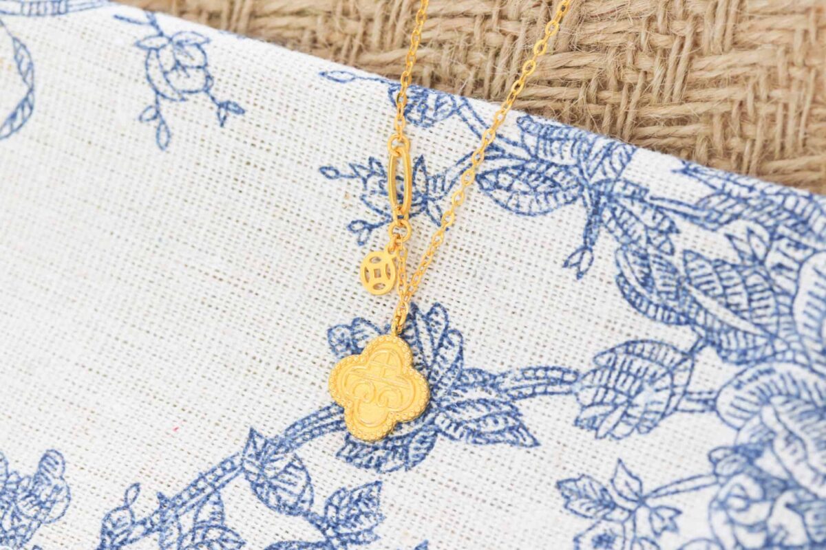 Prosperous Cloud Necklace