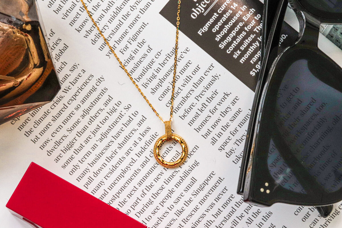 Arista Rim Necklace