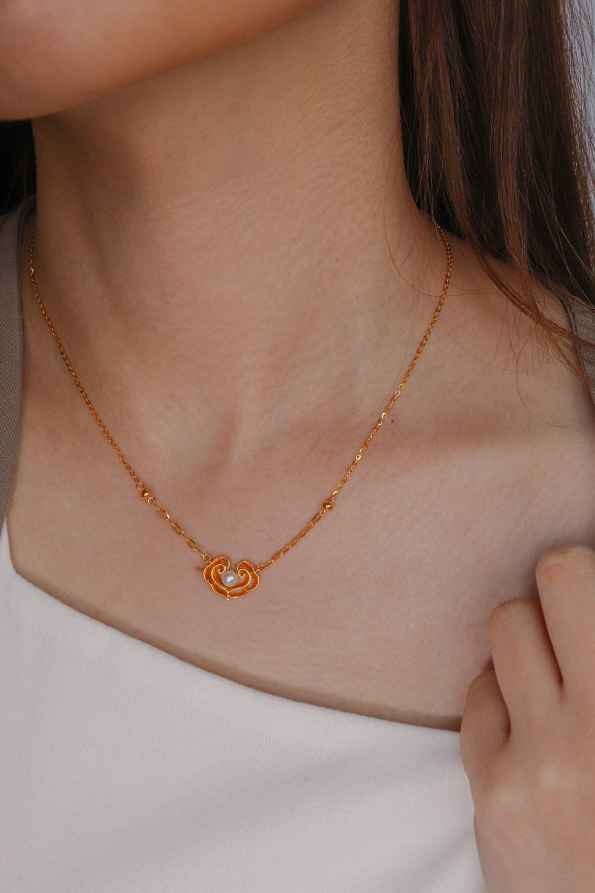 Mystic Pearl Necklace