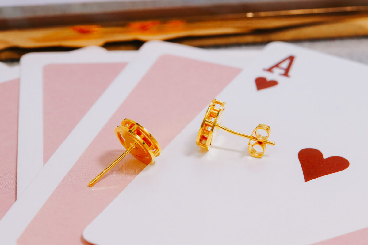 Nouria Love Earrings