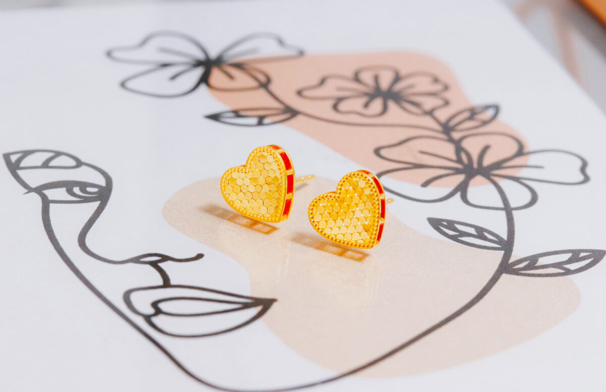 Haila Heart Earrings