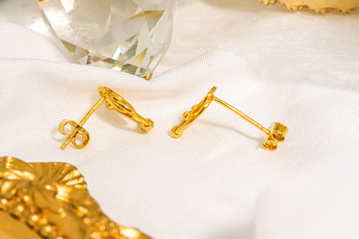 Merida Oval Earrings