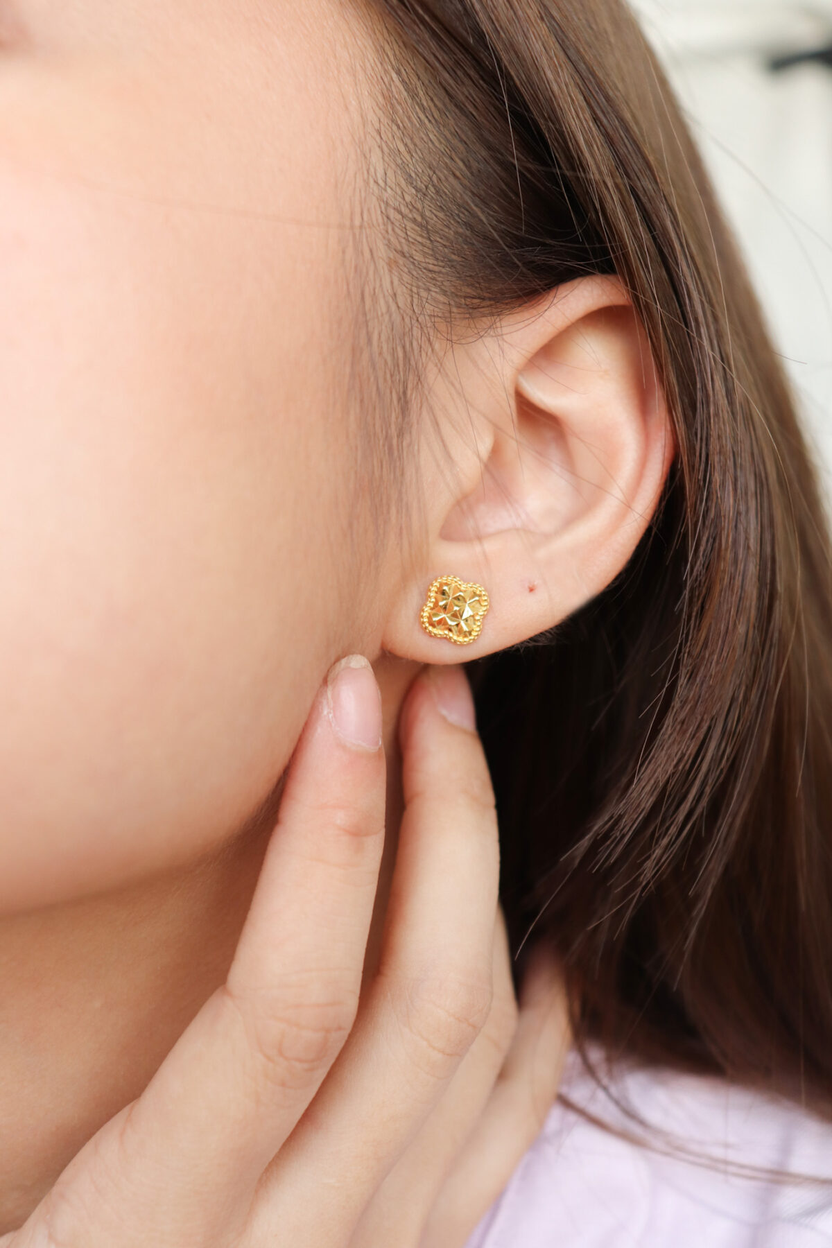 Silent Sparkle Earrings