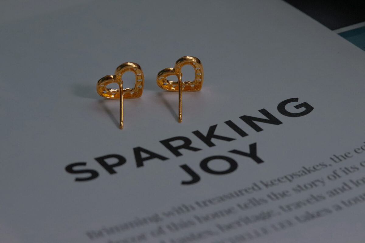 Phoebe Heart Earstuds