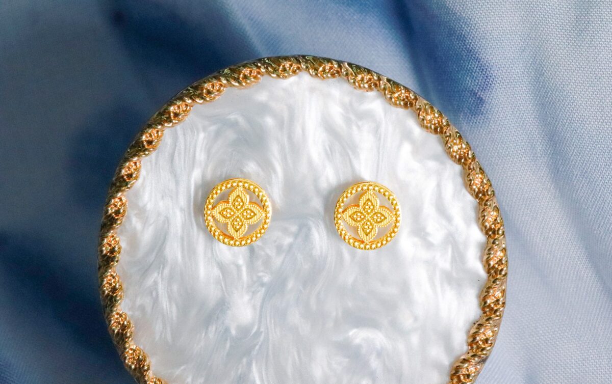 Solar Gleam Earstuds