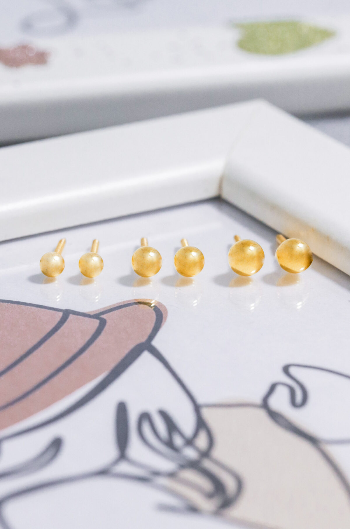 Modern Plain Bead Earstuds