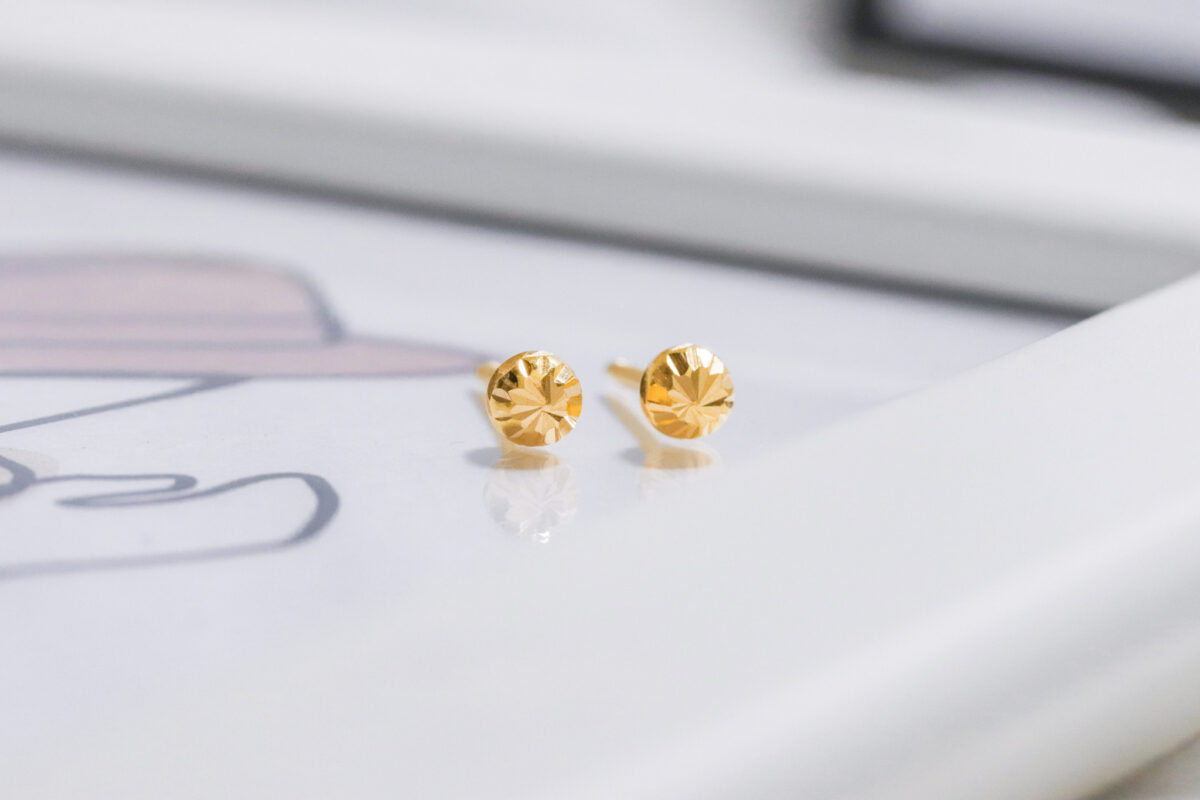 Sparkling Bead Earstuds