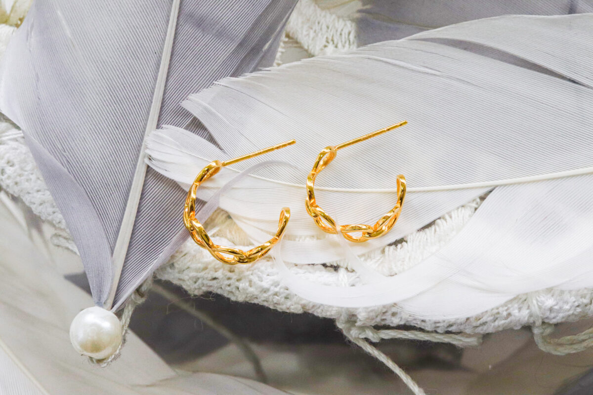 Alaric Curl Earrings
