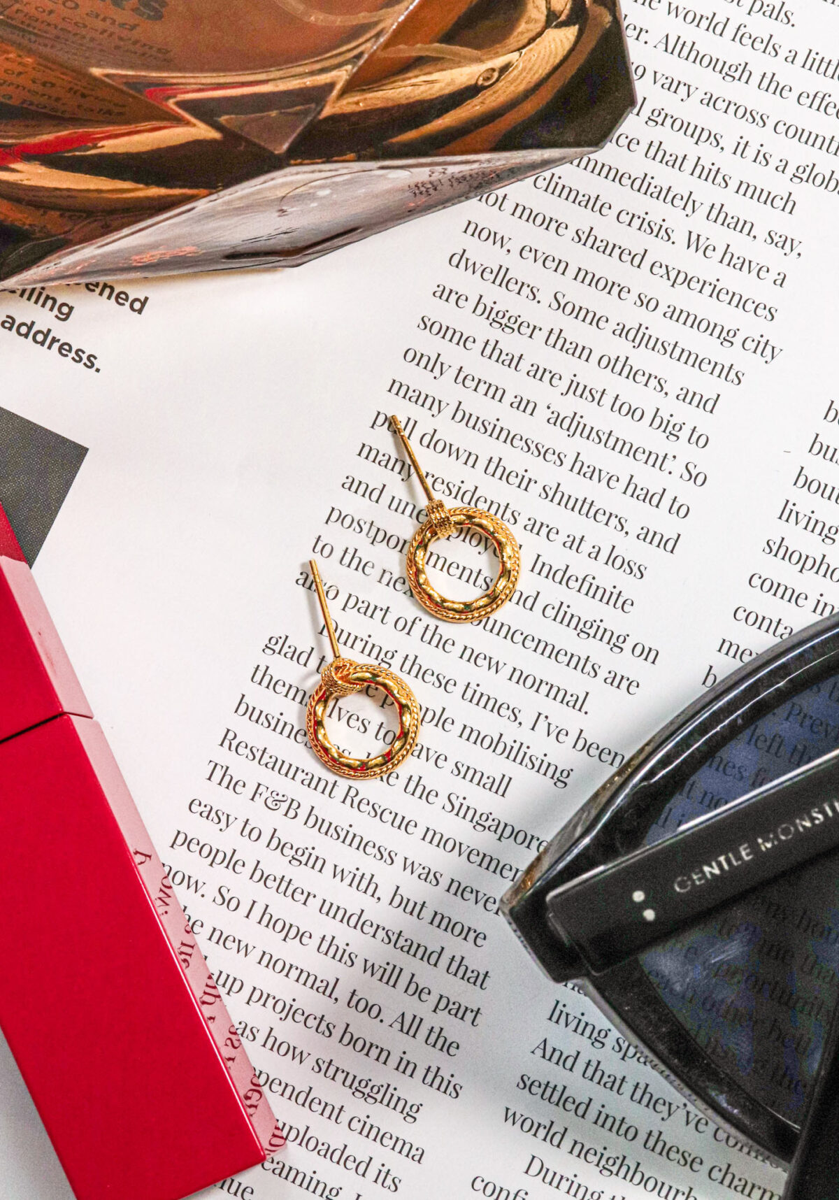 Arista Rim Earrings