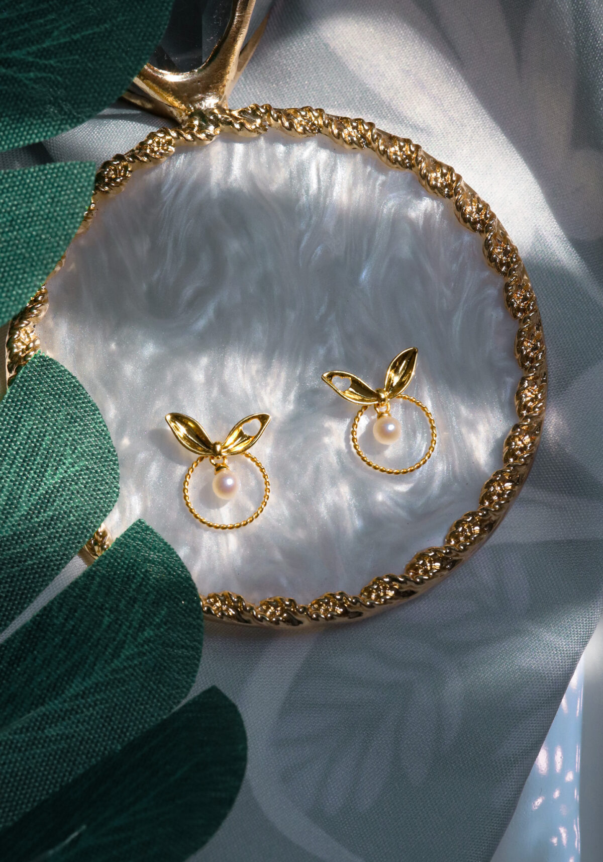 Dara Pearl Earrings