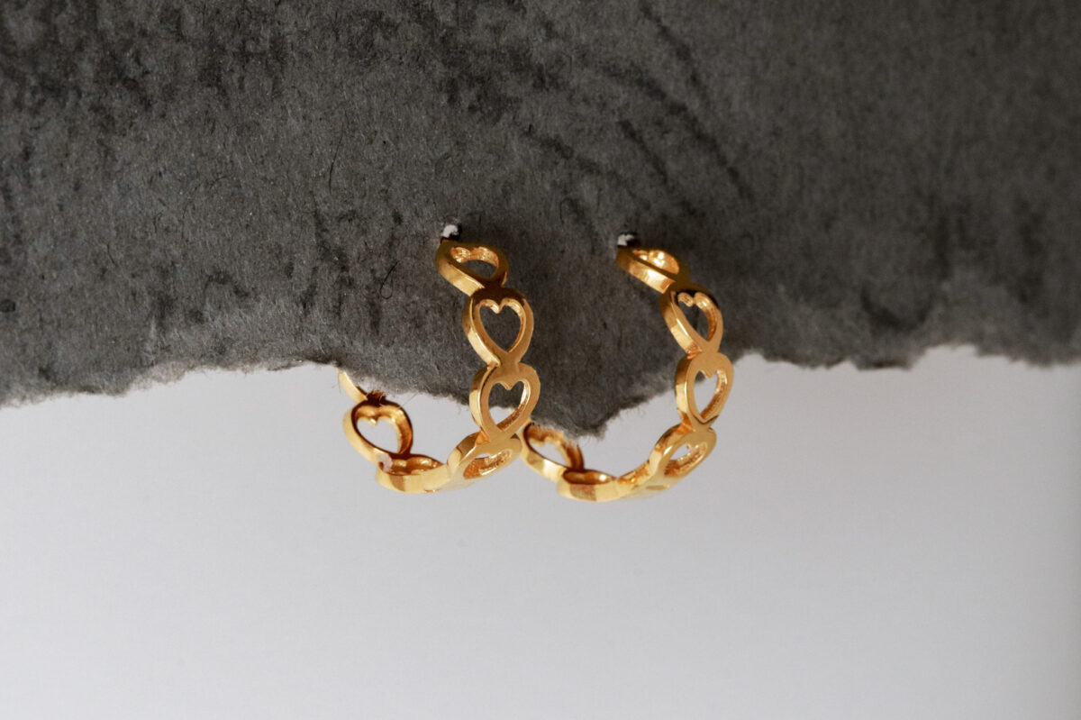 Heartfelt Glints Hoop Earrings