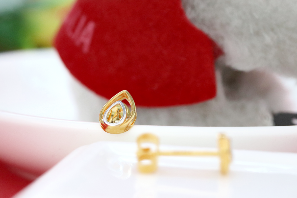 Ella Raindrop Earstuds
