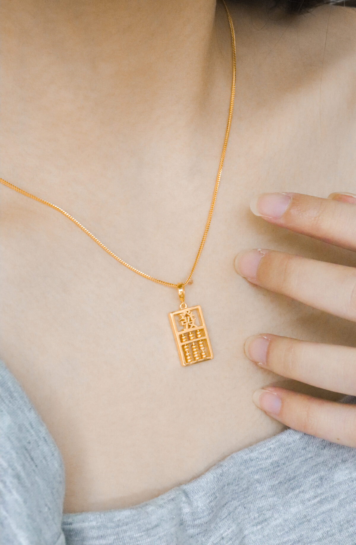 Olanda Abacus Series (钱, 發, 旺, 福) Pendant