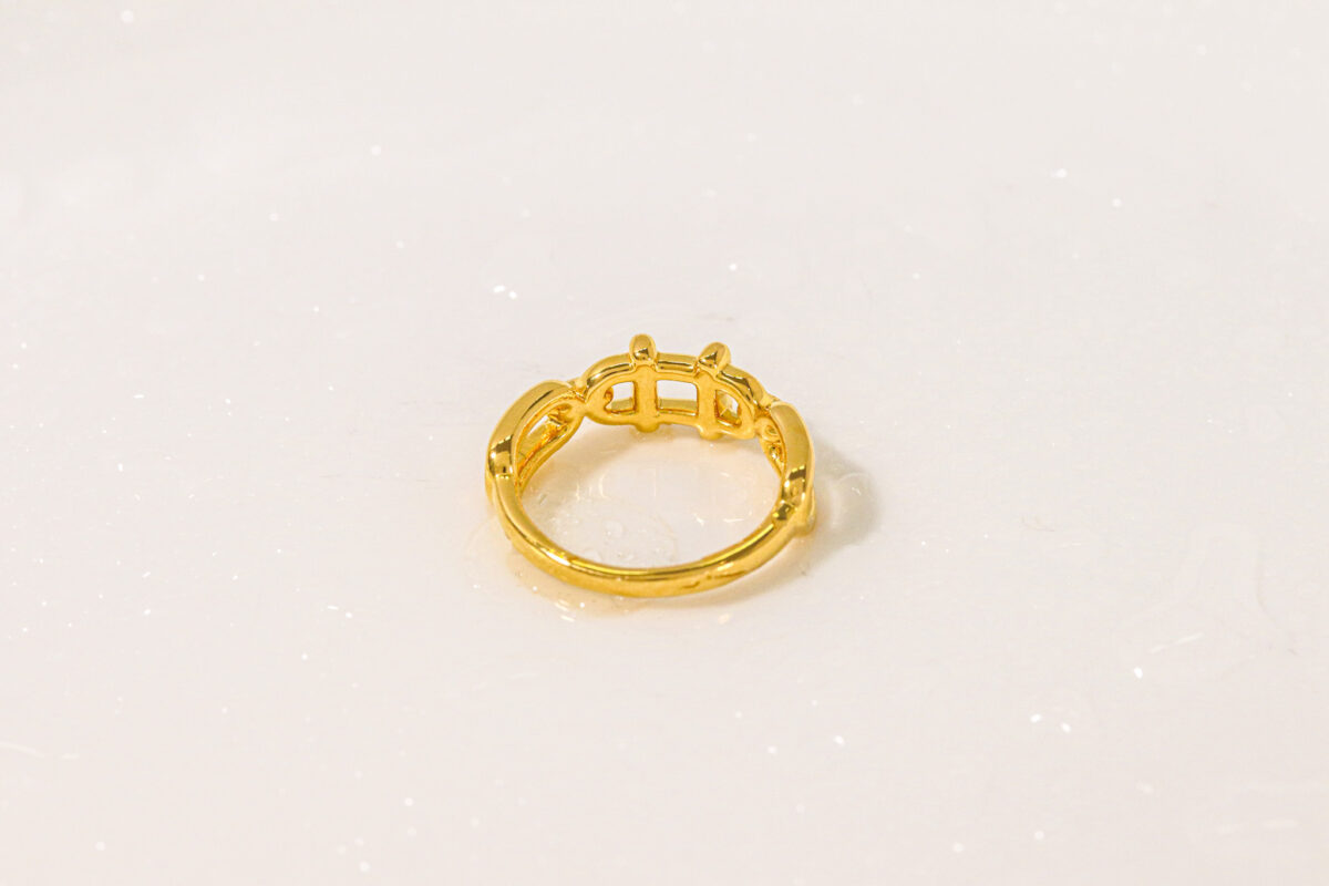Delvy Ring