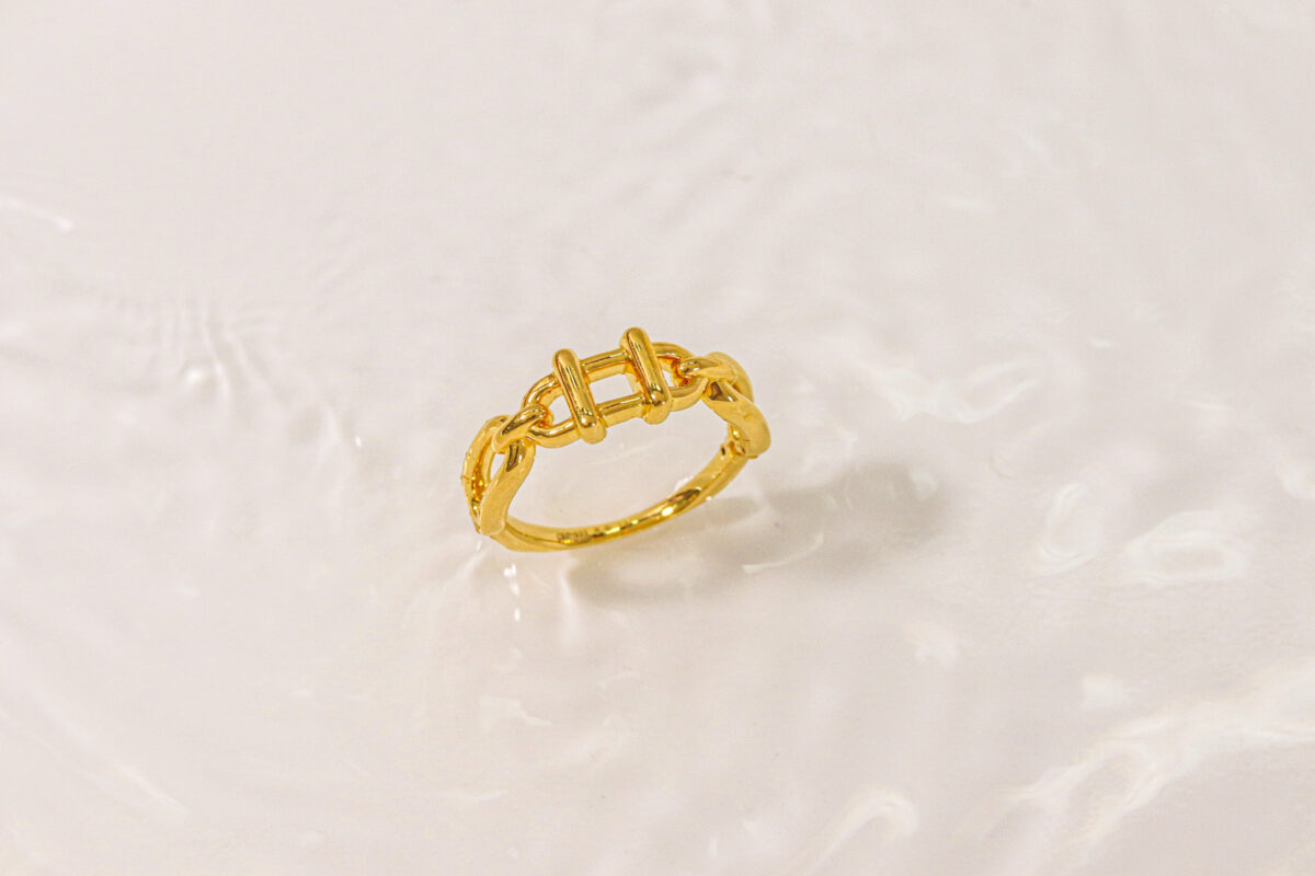 Delvy Ring