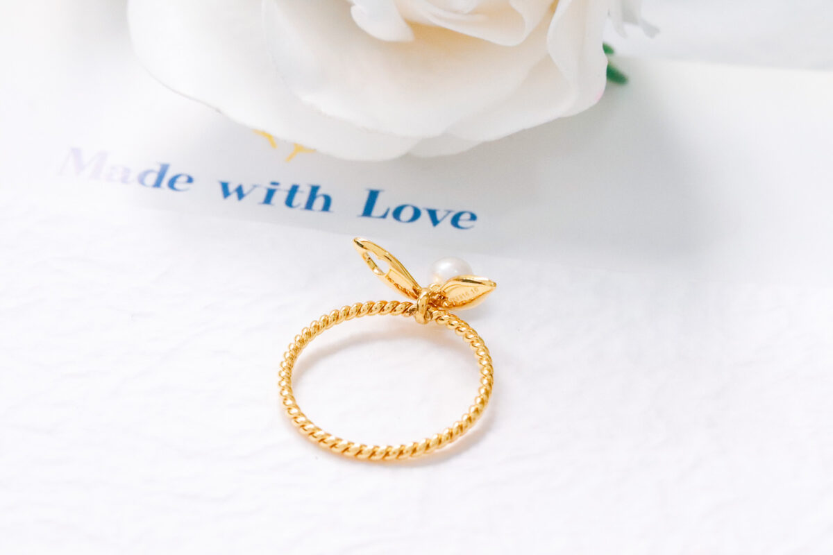 Dara Pearl Ring