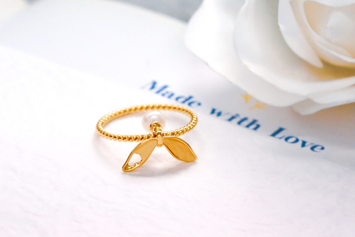 Dara Pearl Ring