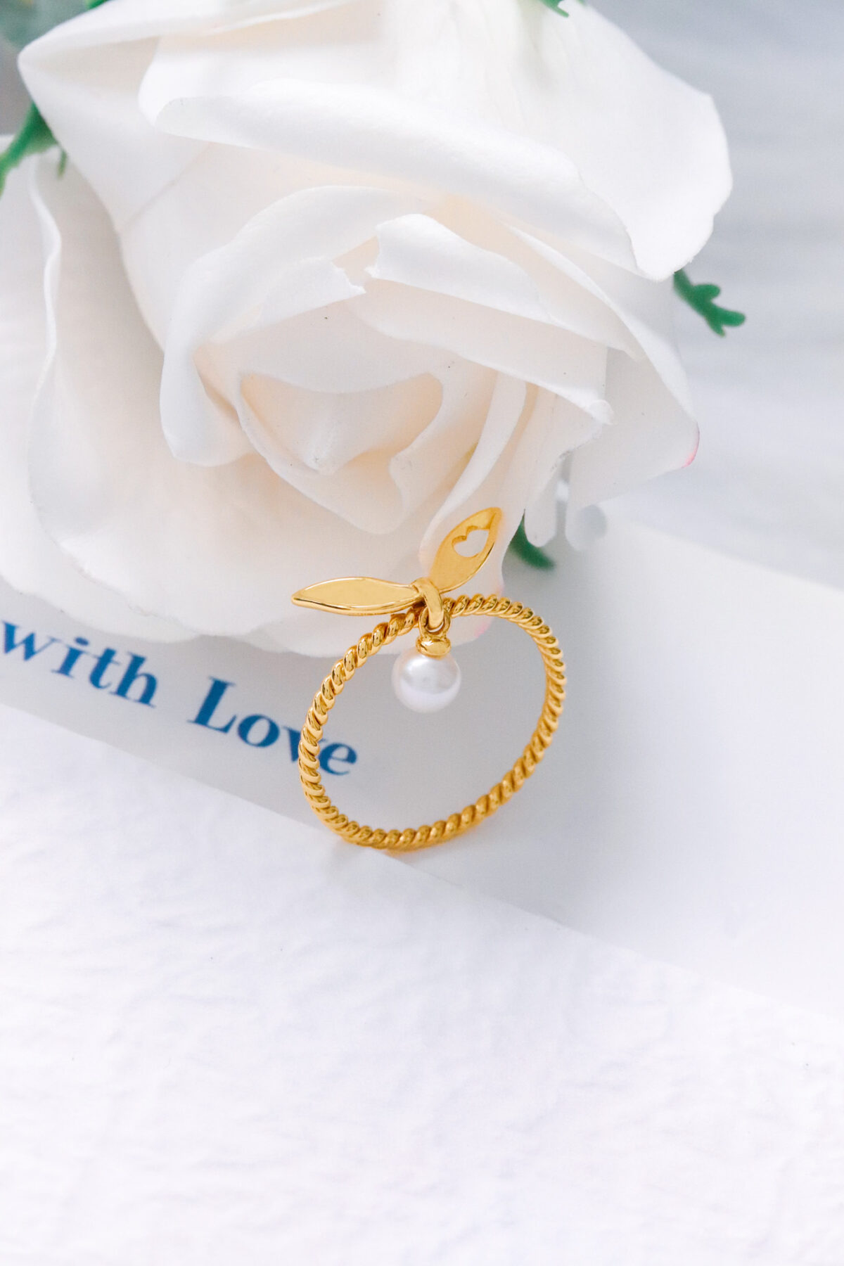 Dara Pearl Ring