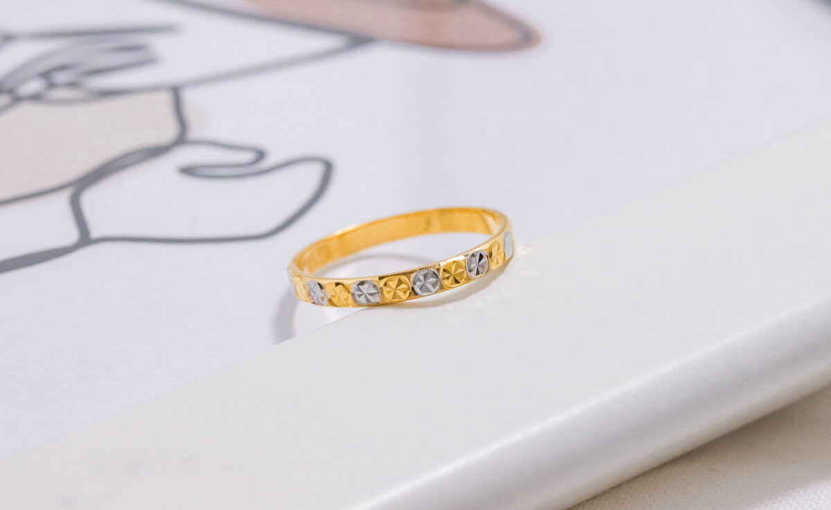 Steffi Duo-Tone Delicate Ring