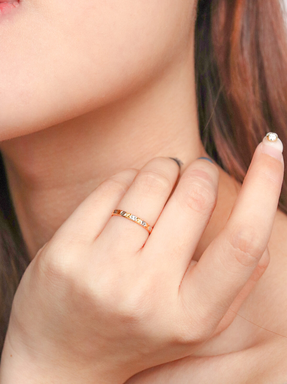Steffi Duo-Tone Delicate Ring