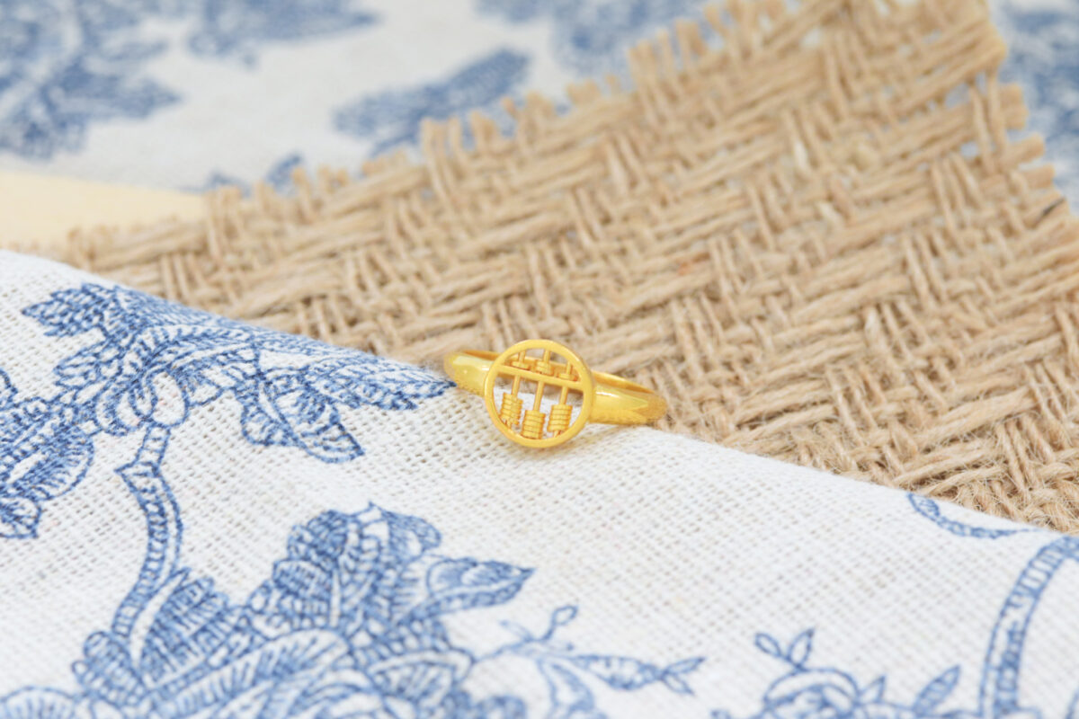 Gleaming Circle Abacus Ring