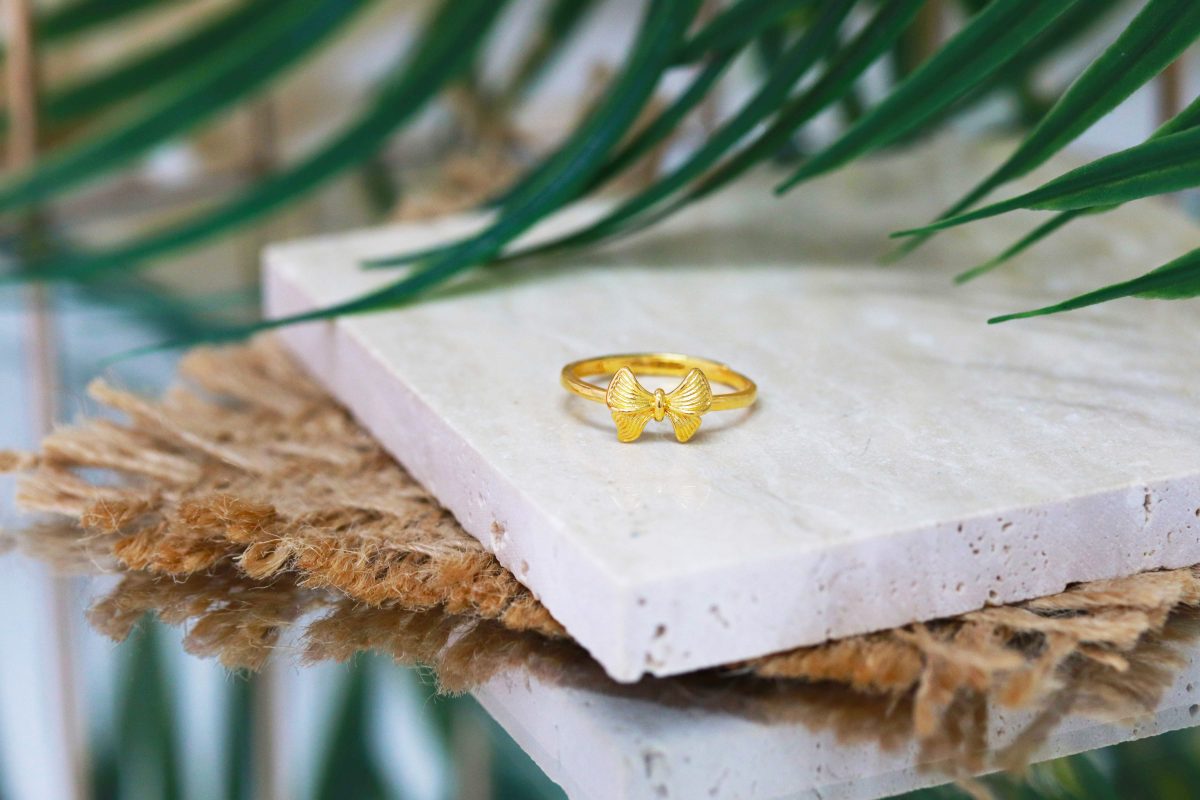 Sunbeam Ribbon Ring