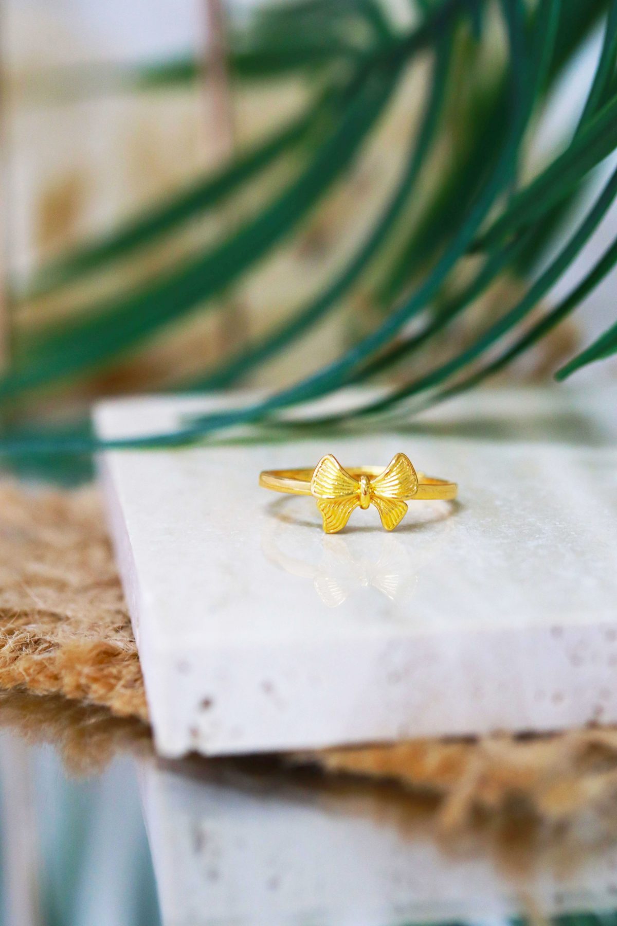 Sunbeam Ribbon Ring